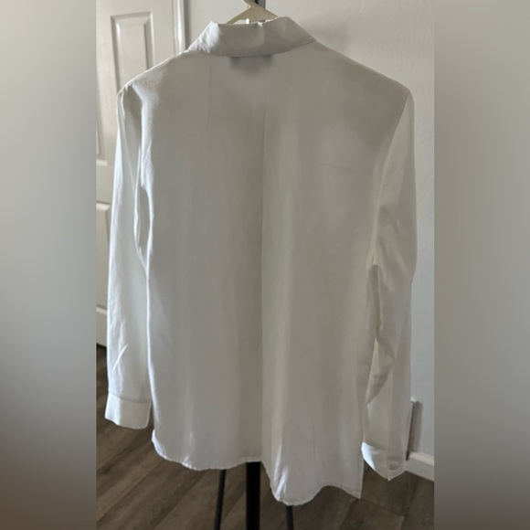 Vintage Joan Walters White Long Sleeve Blouse with Embroidered Bows Women’s M - Picture 2 of 4